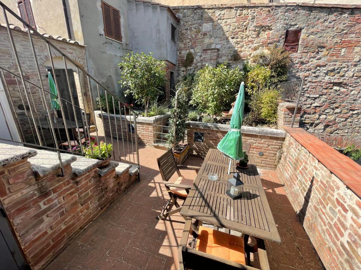 La Dimora Nel Corso Hotel Montepulciano Stazione Kültér fotó