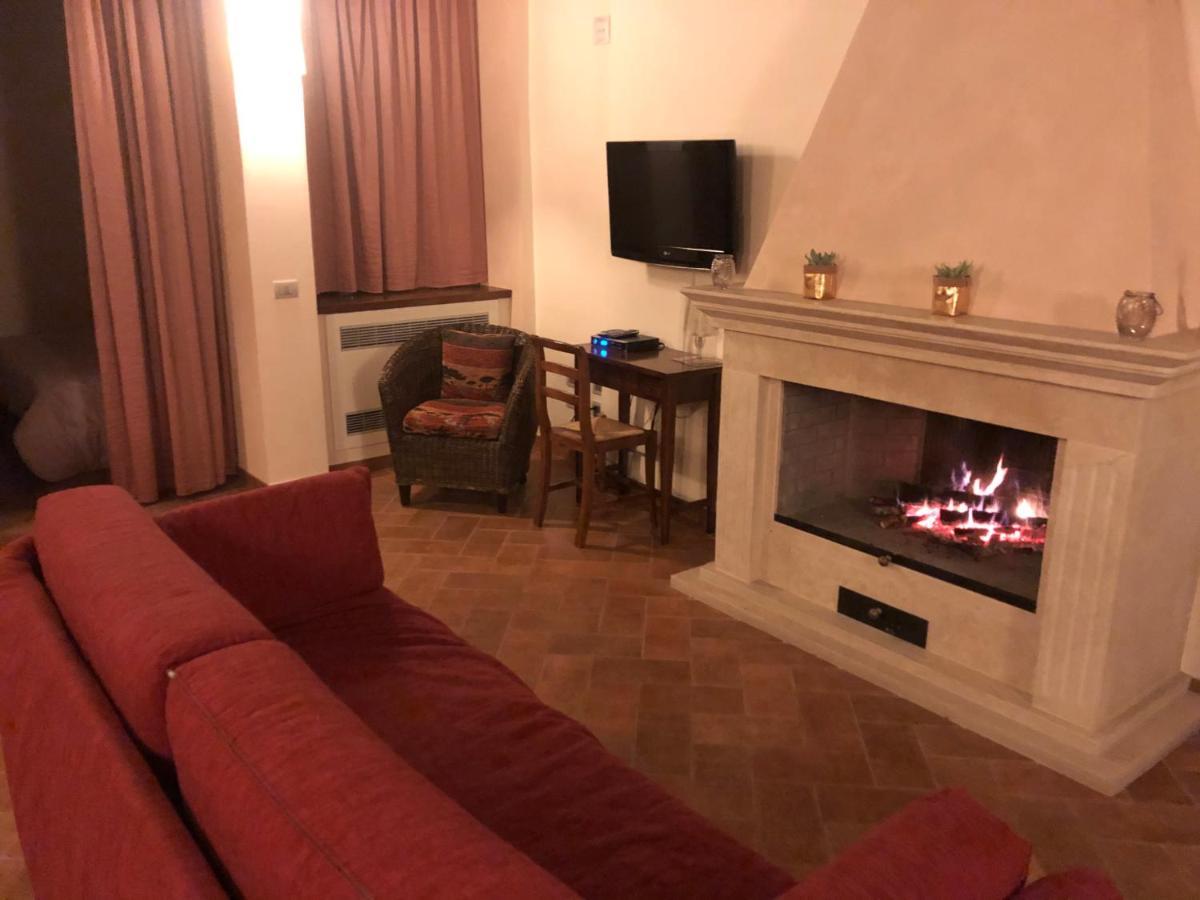 La Dimora Nel Corso Hotel Montepulciano Stazione Kültér fotó